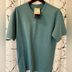 Nike Green Short Sleeve Tee Minimalist Design